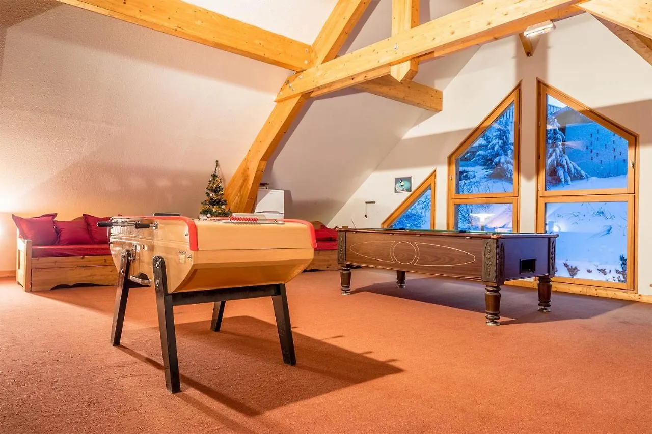Appart hôtel Madame Vacances Les Chalets du Berger Premium*** La Féclaz